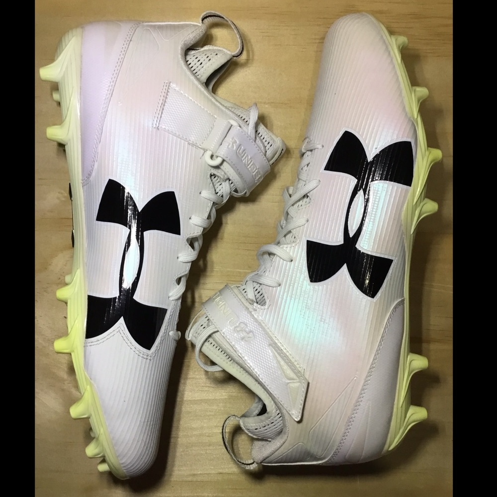 Under Armour Spine Fierce Football Cleats (16)
